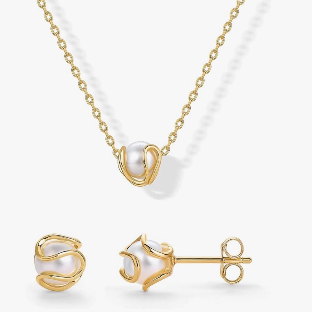 NEW 14K Gold Plated Gold and Pearl Necklace Set